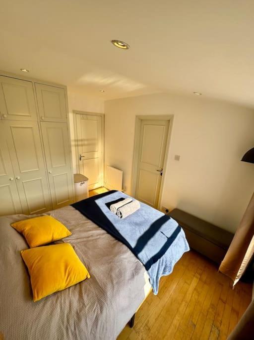 Victoria - 1 Bedroom Appartment 4 People 런던 외부 사진