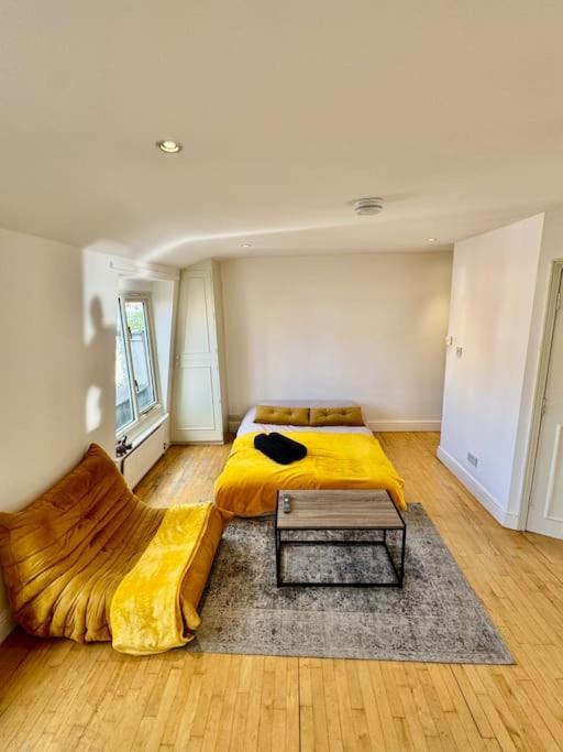 Victoria - 1 Bedroom Appartment 4 People 런던 외부 사진