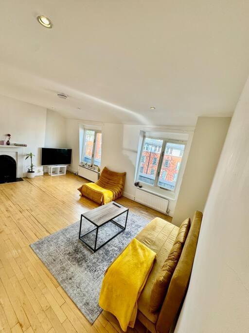Victoria - 1 Bedroom Appartment 4 People 런던 외부 사진